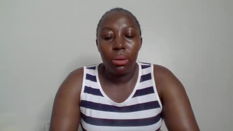 Snapshot of alesha_ chatting on December 14, 6:41 am Noreen Kennth and Emilly online show from December 14, 6:41 am