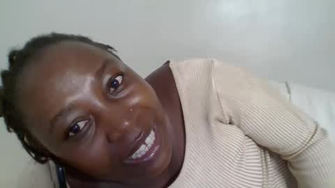 Noreen Kennth and Emilly online show from February 21, 7:09 am