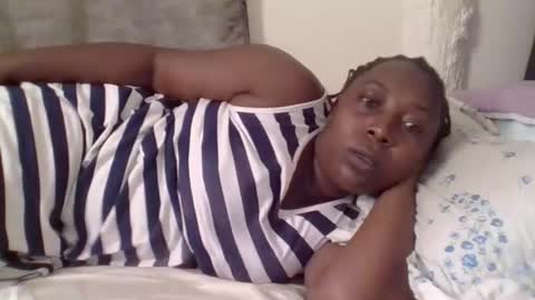 Noreen Kennth and Emilly online show from March 12, 8:09 am