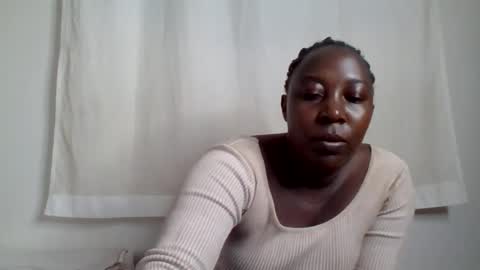 Snapshot of alesha_ chatting on July 4, 6:19 am Noreen Kennth and Emilly online show from July 4, 6:19 am