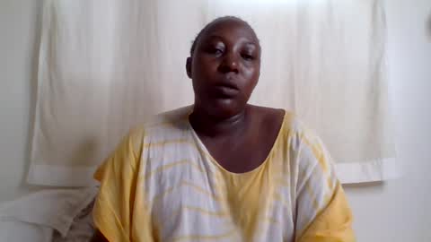 Snapshot of alesha_ chatting on July 17, 8:21 am Noreen Kennth and Emilly online show from July 17, 8:21 am