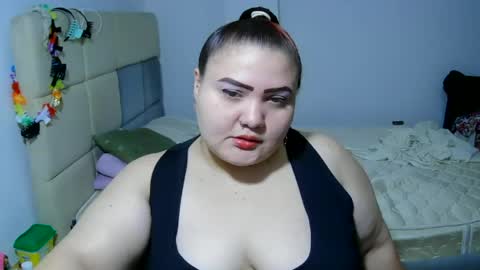 Snapshot of alesia_jones01 chatting on June 18, 6:35 am Alesia jones01 online show from June 18, 6:35 am