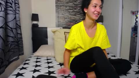 Snapshot of alesiasensual chatting on December 2, 11:34 am AlesiaSensual online show from December 2, 11:34 am