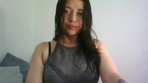 Snapshot of aleska_dollx chatting on May 5, 1:02 am QUEEN OFF MILk IM BACK 15 NOV online show from May 5, 1:02 am