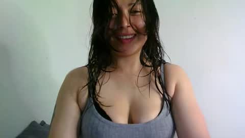 Snapshot of aleska_dollx chatting on May 5, 4:15 pm QUEEN OFF MILk IM BACK 15 NOV online show from May 5, 4:15 pm