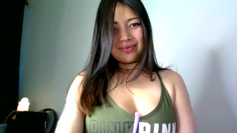 Snapshot of aleska_dollx chatting on May 28, 11:13 pm QUEEN OFF MILk IM BACK 15 NOV online show from May 28, 11:13 pm