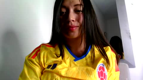 Snapshot of aleska_dollx chatting on June 1, 11:28 pm QUEEN OFF MILk IM BACK 15 NOV online show from June 1, 11:28 pm