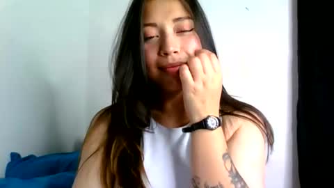 Snapshot of aleska_dollx chatting on June 14, 10:23 pm QUEEN OFF MILk IM BACK 15 NOV online show from June 14, 10:23 pm