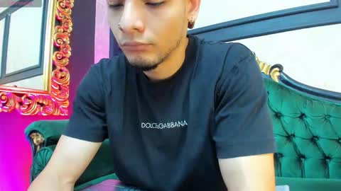 Snapshot of aless_king chatting on September 18, 2:08 pm Alessandro King online show from September 18, 2:08 pm