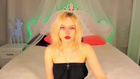 alessakiss online show from December 18, 8:42 am