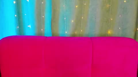 Snapshot of alessakiss chatting on February 4, 8:53 am alessakiss online show from February 4, 8:53 am