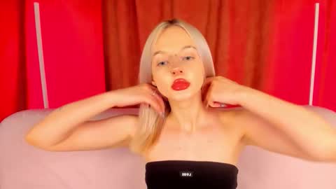 Snapshot of alessakiss chatting on March 13, 8:54 am alessakiss online show from March 13, 8:54 am