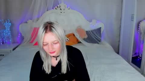 Snapshot of alessakiss chatting on July 14, 2:05 am alessakiss online show from July 14, 2:05 am