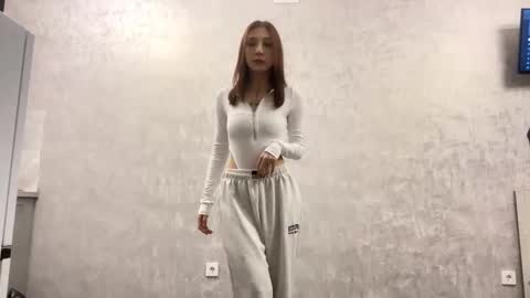 Emma online show from February 5, 12:32 pm