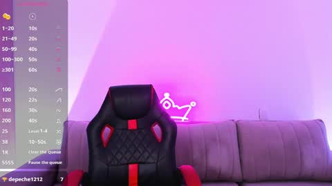 Snapshot of alessandramoreli chatting on December 22, 1:22 pm AlessandraMoreli Its my birthday online show from December 22, 1:22 pm