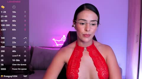 Snapshot of alessandramoreli chatting on January 24, 10:51 pm AlessandraMoreli Its my birthday online show from January 24, 10:51 pm