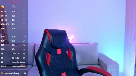 Snapshot of alessandramoreli chatting on January 31, 11:03 pm AlessandraMoreli Its my birthday online show from January 31, 11:03 pm