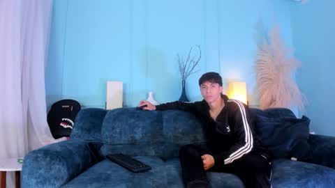 Alessandro Dybala online show from November 16, 1:17 pm