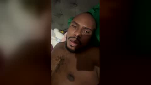 Snapshot of alessandro_hamed chatting on June 1, 2:24 am alessandro hamed online show from June 1, 2:24 am