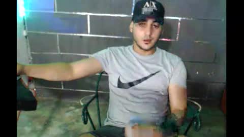 Snapshot of alessandrobooy chatting on June 1, 5:09 am alessandro online show from June 1, 5:09 am