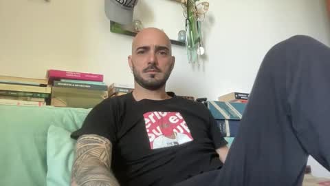 alessandromori91 online show from April 24, 9:01 am