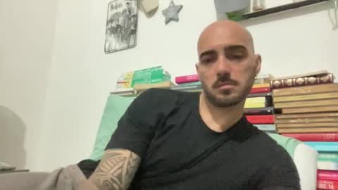 alessandromori91 online show from May 8, 11:21 pm