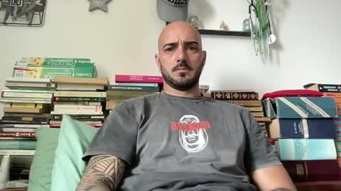 alessandromori91 online show from May 11, 8:20 am