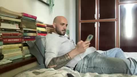 alessandromori91 online show from May 12, 12:57 pm