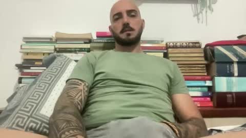 alessandromori91 online show from May 15, 10:28 pm