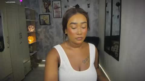 Snapshot of alessia_anderson07 chatting on June 25, 11:31 pm Yy online show from June 25, 11:31 pm