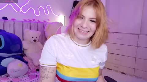 Snapshot of alessia_dolce chatting on June 24, 5:28 am alessia dolce online show from June 24, 5:28 am