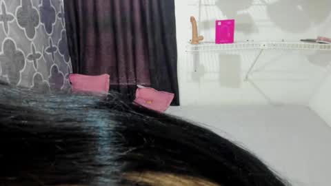 alessia_villa_ online show from July 26, 9:32 pm