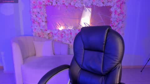 Alessia  online show from December 22, 3:33 pm