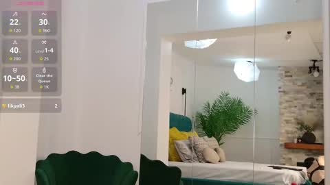 Alessia online show from February 7, 8:34 pm