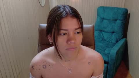 alessiamonroe_ online show from February 19, 1:18 pm