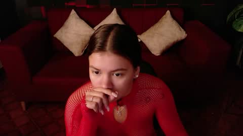 Snapshot of alessiamonroe_ chatting on June 4, 7:53 pm alessiamonroe_ online show from June 4, 7:53 pm