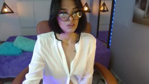 Snapshot of alessiaval chatting on February 13, 3:46 pm Valery online show from February 13, 3:46 pm