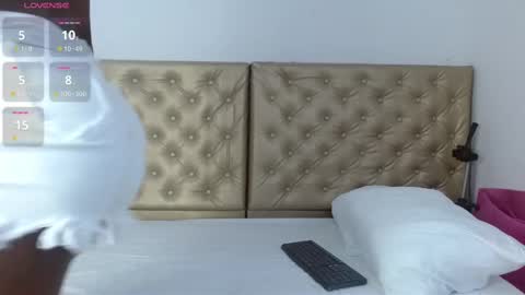 alessiiaa online show from March 9, 12:42 pm