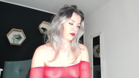 alesys69 online show from January 28, 3:04 am