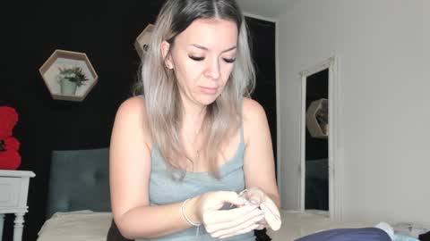 alesys69 online show from February 1, 4:24 am