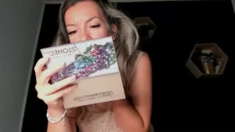 alesys69 online show from August 4, 4:26 am