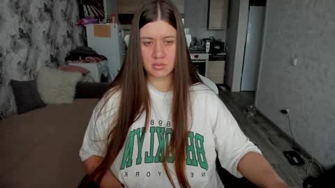 Snapshot of aletta_oushen chatting on November 13, 10:03 am Aletta Oushen online show from November 13, 10:03 am