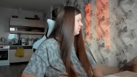 Snapshot of aletta_oushen chatting on November 19, 9:53 am Aletta Oushen online show from November 19, 9:53 am