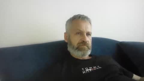 Snapshot of alex80581 chatting on May 14, 4:58 pm Alexey online show from May 14, 4:58 pm