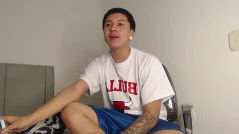 Snapshot of alex__lover chatting on July 11, 7:00 am Owen online show from July 11, 7:00 am