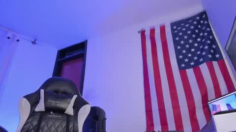 Alex online show from May 2, 11:21 pm