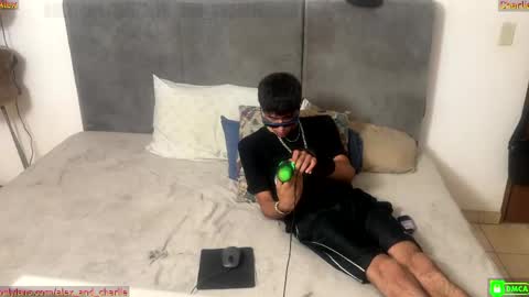 alex_and_charlie online show from May 18, 4:29 am