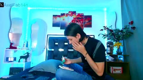 sneider online show from January 10, 7:00 pm