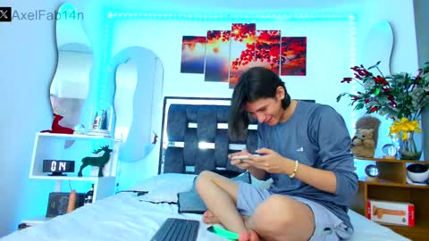 sneider online show from January 16, 6:48 pm