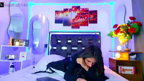 sneider online show from January 26, 9:29 pm